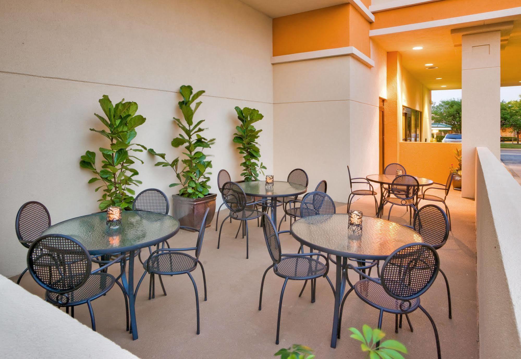 Wyndham Garden Oklahoma City Resort & Conference Hotel Near Airport, Fairgrounds Paycom & I40 Exterior foto